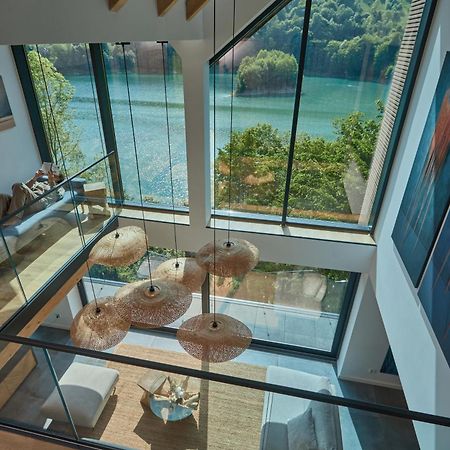 Utopia Lake View Tesila Ngoại thất bức ảnh