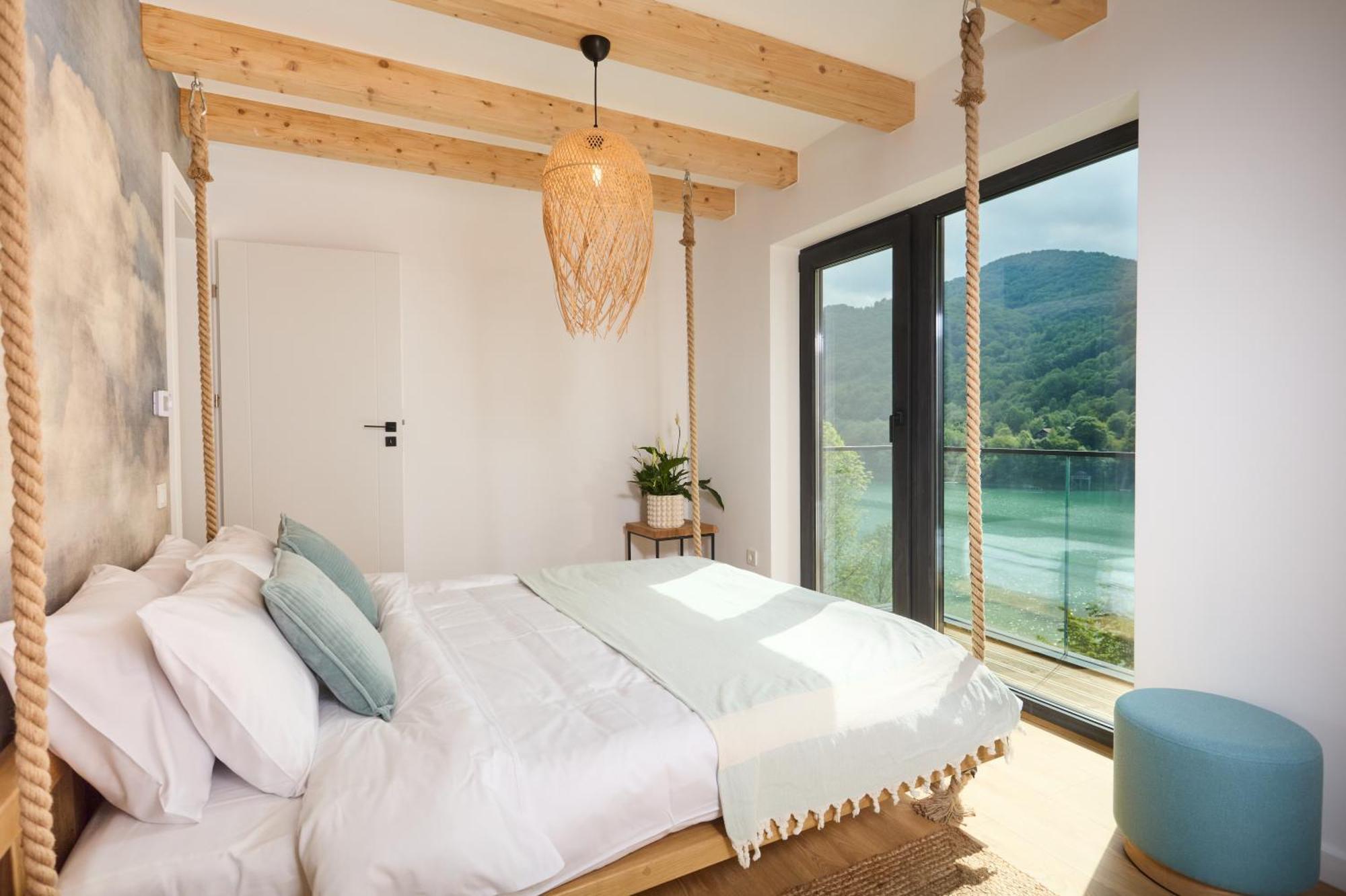 Utopia Lake View Tesila Ngoại thất bức ảnh