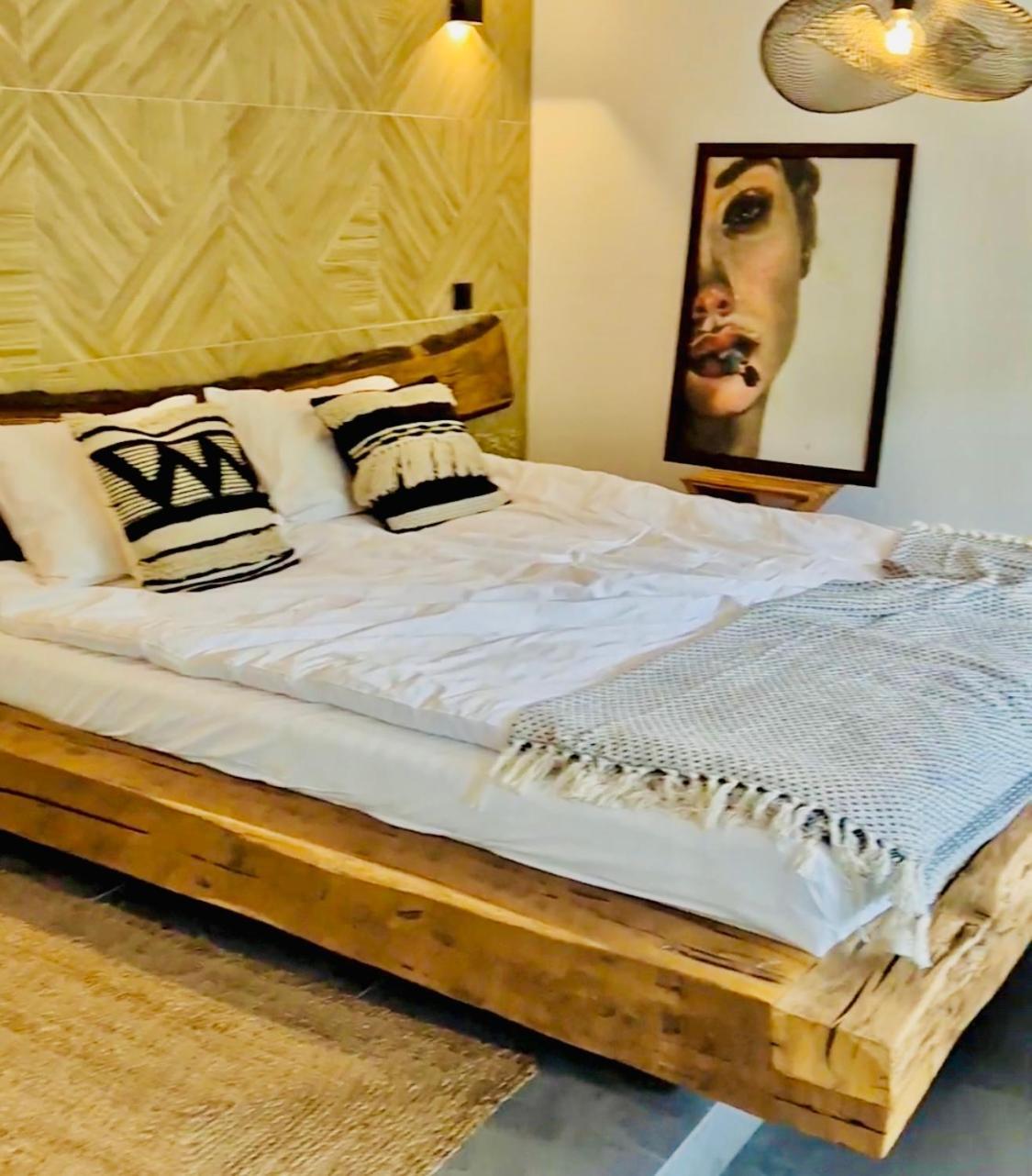 Utopia Lake View Tesila Ngoại thất bức ảnh