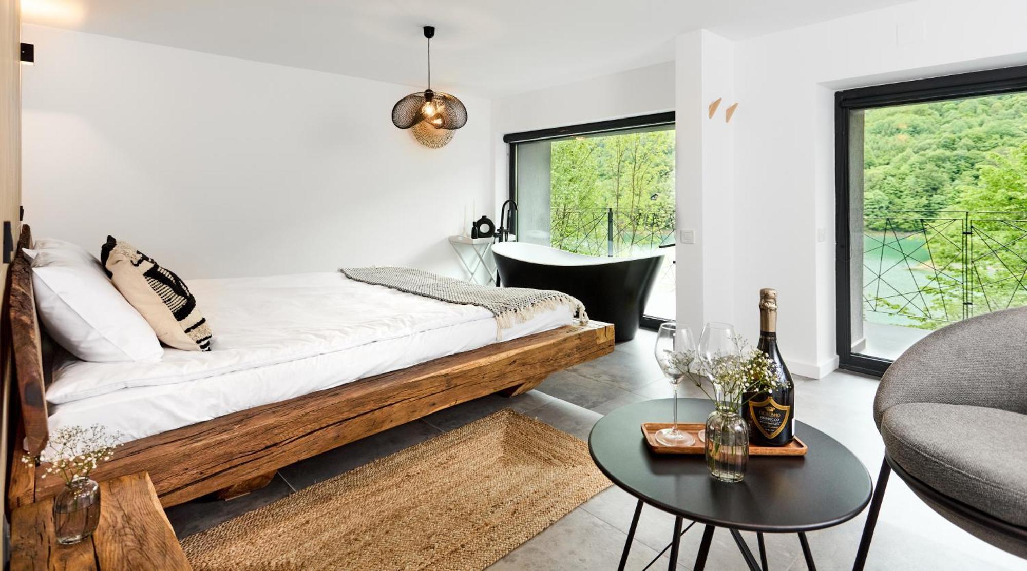 Utopia Lake View Tesila Ngoại thất bức ảnh